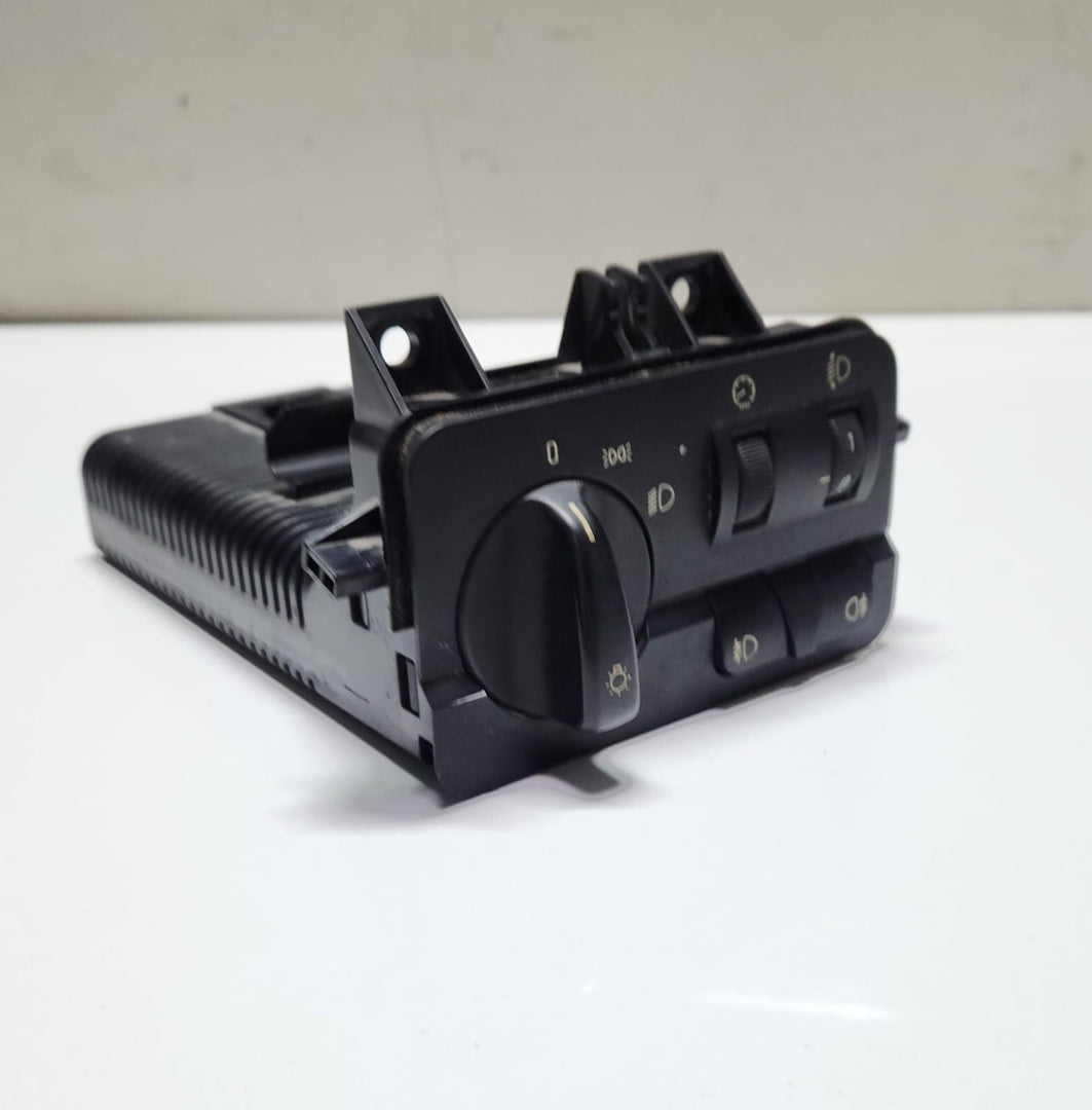 2001-2006 BMW 330Ci Headlight Switch 4108587 3 Series E46 320d