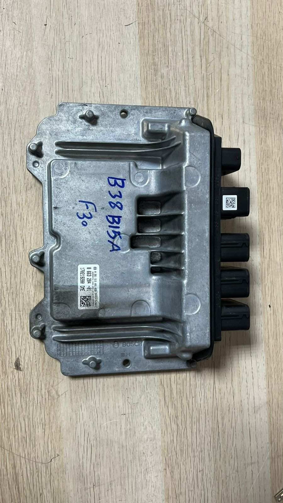BMW Engine Control Unit 8663284 F30 318i B38 2009 ECU SET RHD 2017