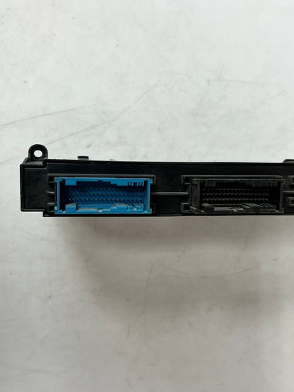 BMW 1' E81 Body Control Module ECU L2 PL2RR JBBFE III Junction Box 9229873 OEM