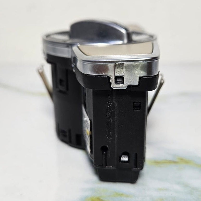 2015-2020 Mercedes-Benz W222 S-Class Headlight Switch Control Unit A222 9050200