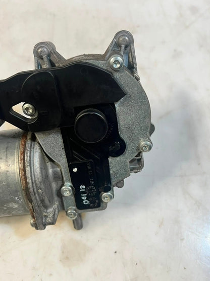 2006-2014 BMW X5 E70 Windshield Wiper Linkage MOTOR 7200536 OEM