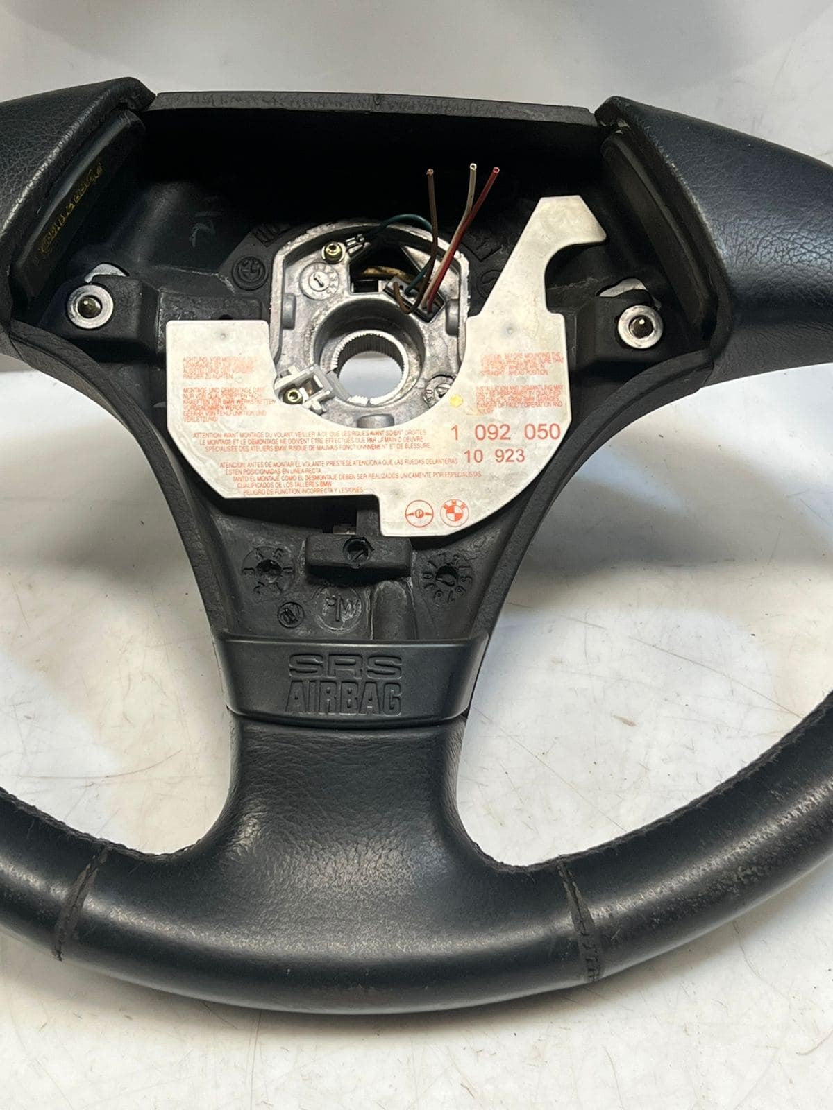1996-1999 BMW E31, E34, E36, E39, E46 Z3 Steering Wheel 1092050 OEM