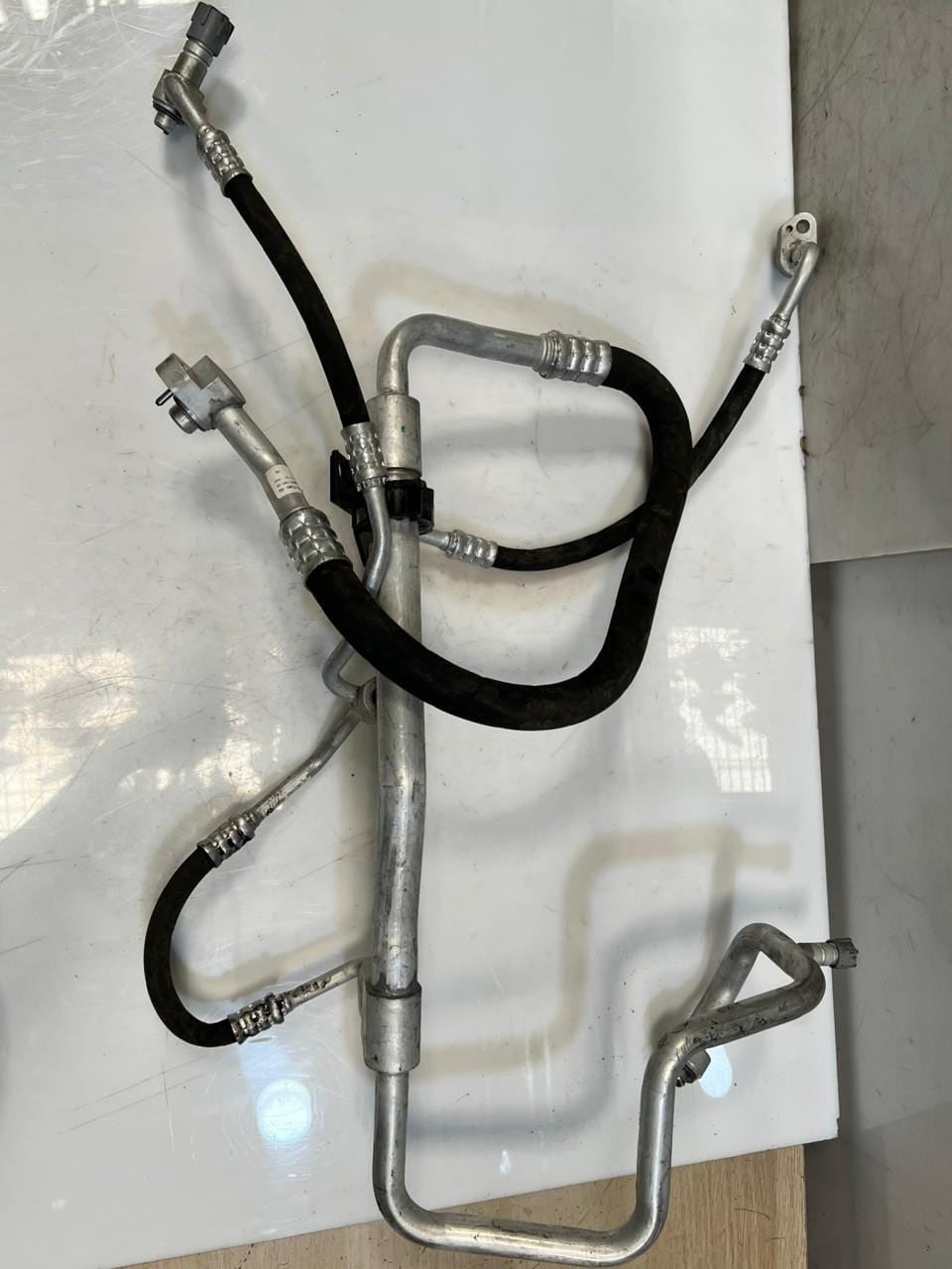 2022-2025 BMW iX 120 A/C Air Conditioning Pipe/Hose 5A01C90 ELECTRIC OEM