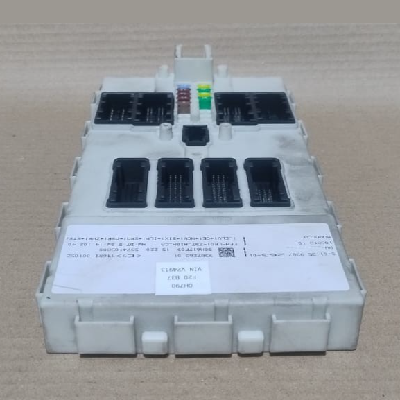 BMW 1 SERIES F20 LCI  116D ECU B37 ENGINE IGNITION KIT OEM+ KEY OEM  8589141