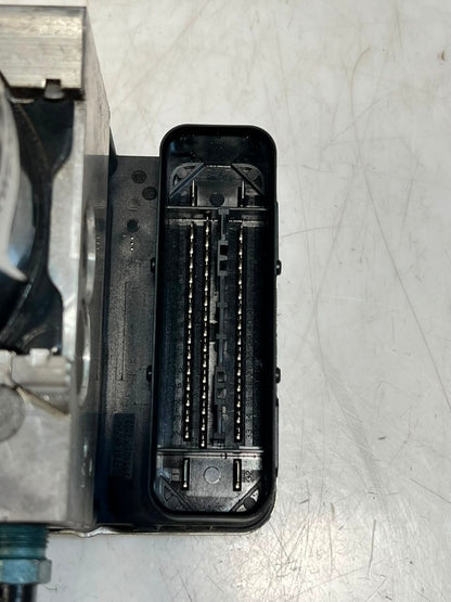 2014 BMW X3 F25 X4 F26 ABS Pump DSC HYDRAULIC Module 6875412 OEM