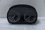 Bild in die Galerieansicht laden, OEM BMW E90 E91 E92 E93 E84 Speedometer Instrument Cluster (KM/H) 9283809