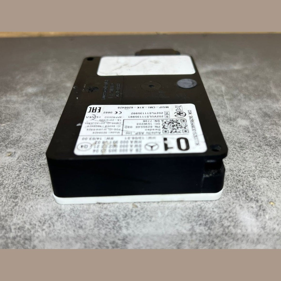 Mercedes W205 Bumper Blind Spot Radar Distance Sensor Module A000 9052504 OEM