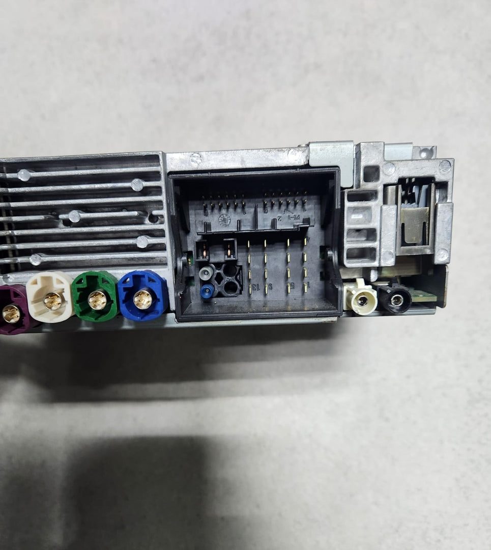 2014-2017 BMW X3 Navigation Radio 9143582  X3 F25 and X4 F26 