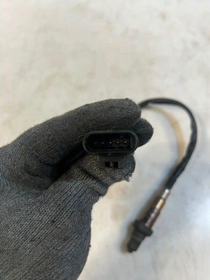 2018-2020 BMW 530e  F20 G01 F21 F22 F30 F31 G30 G31 G11 Oxygen Sensor 8631047