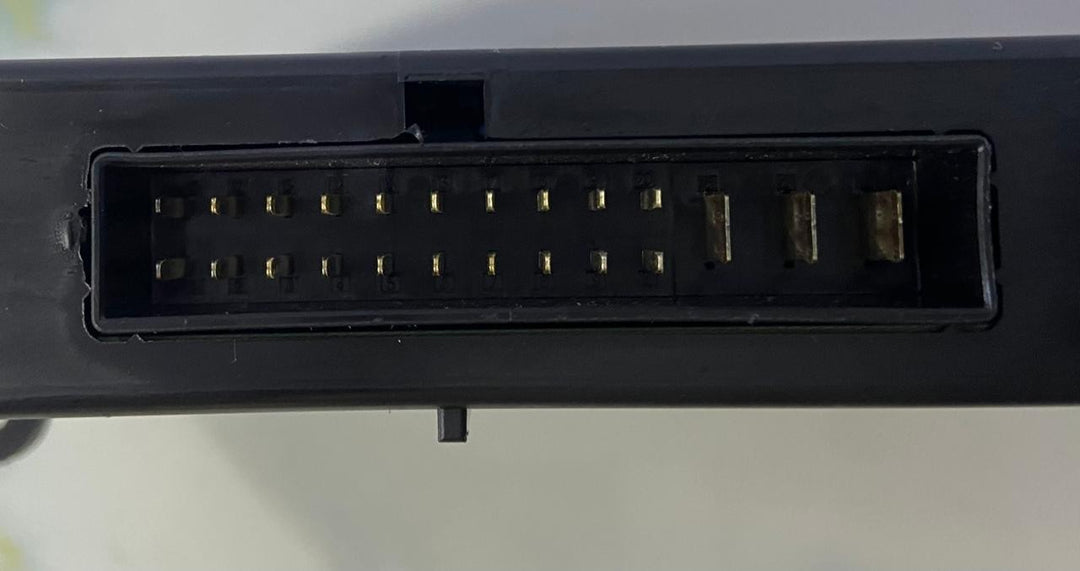 OEM BMW 5 6 series F06 F10 F12 ECU JUNCTION BOX FOR ELECTRONICS 9284283