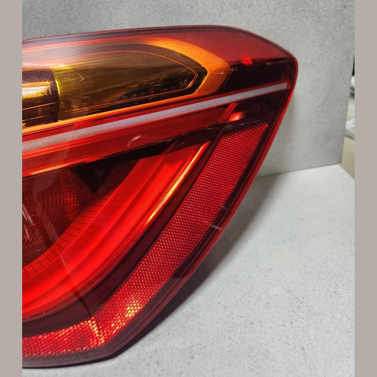 2019-2020 BMW X1 Rear Tail Light 7488546 X1 F48 F49