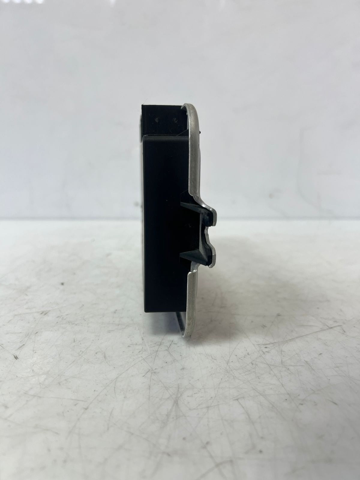 2011-2017 BMW F01 F02 F03 F04 F10 F07 F12 740i Footwell Control Module 9232178