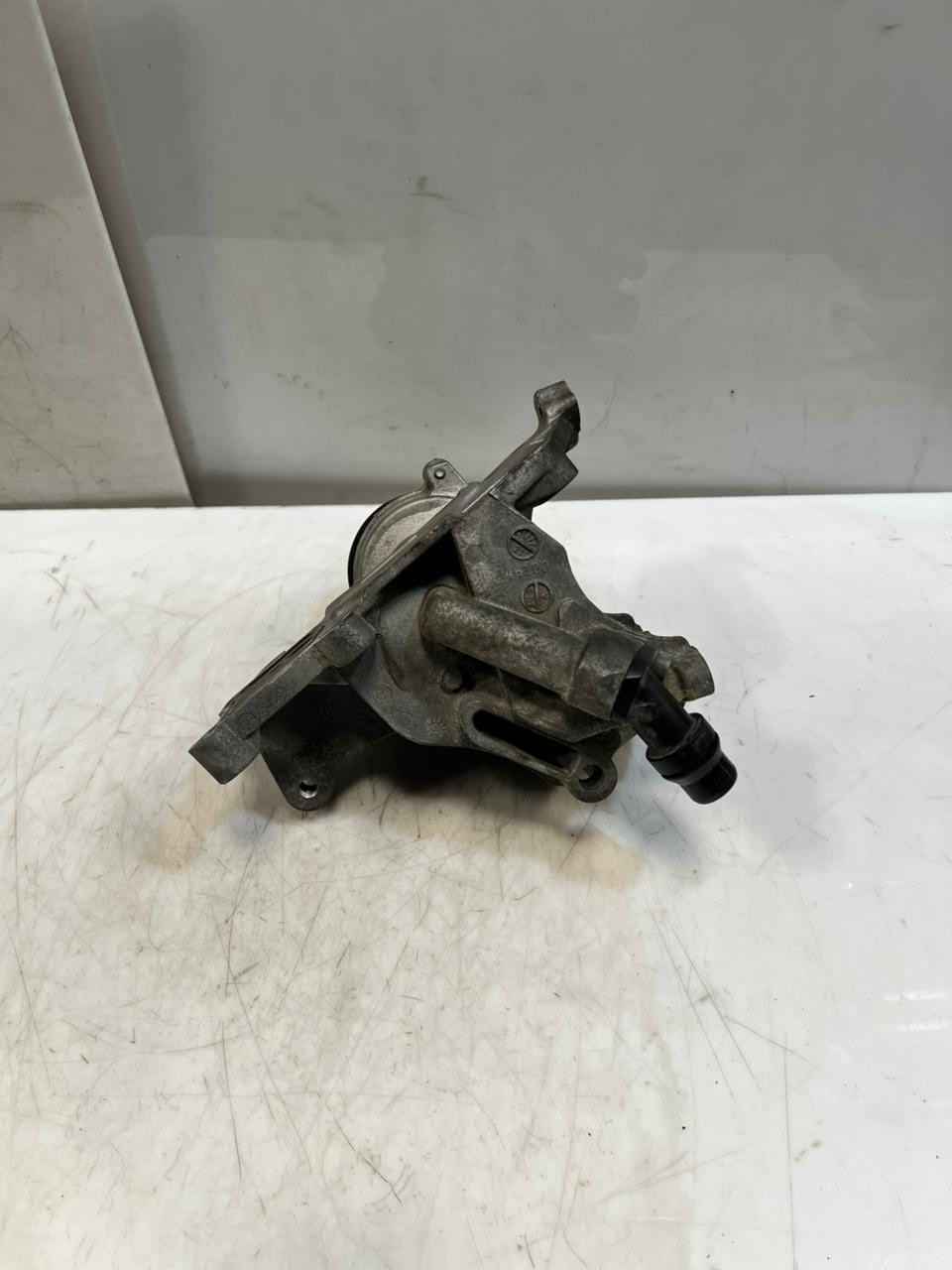 2011-2016 BMW 528i F10 F11 MINI R56 LCI Cooper SD N47 N57 Water Pump 7823008