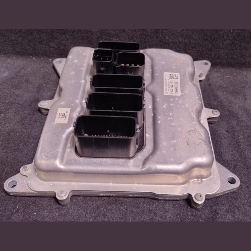 BMW X3 X4 2015 4 CYLINDER TURBO Petrol Engine control unit module ECU 8631725