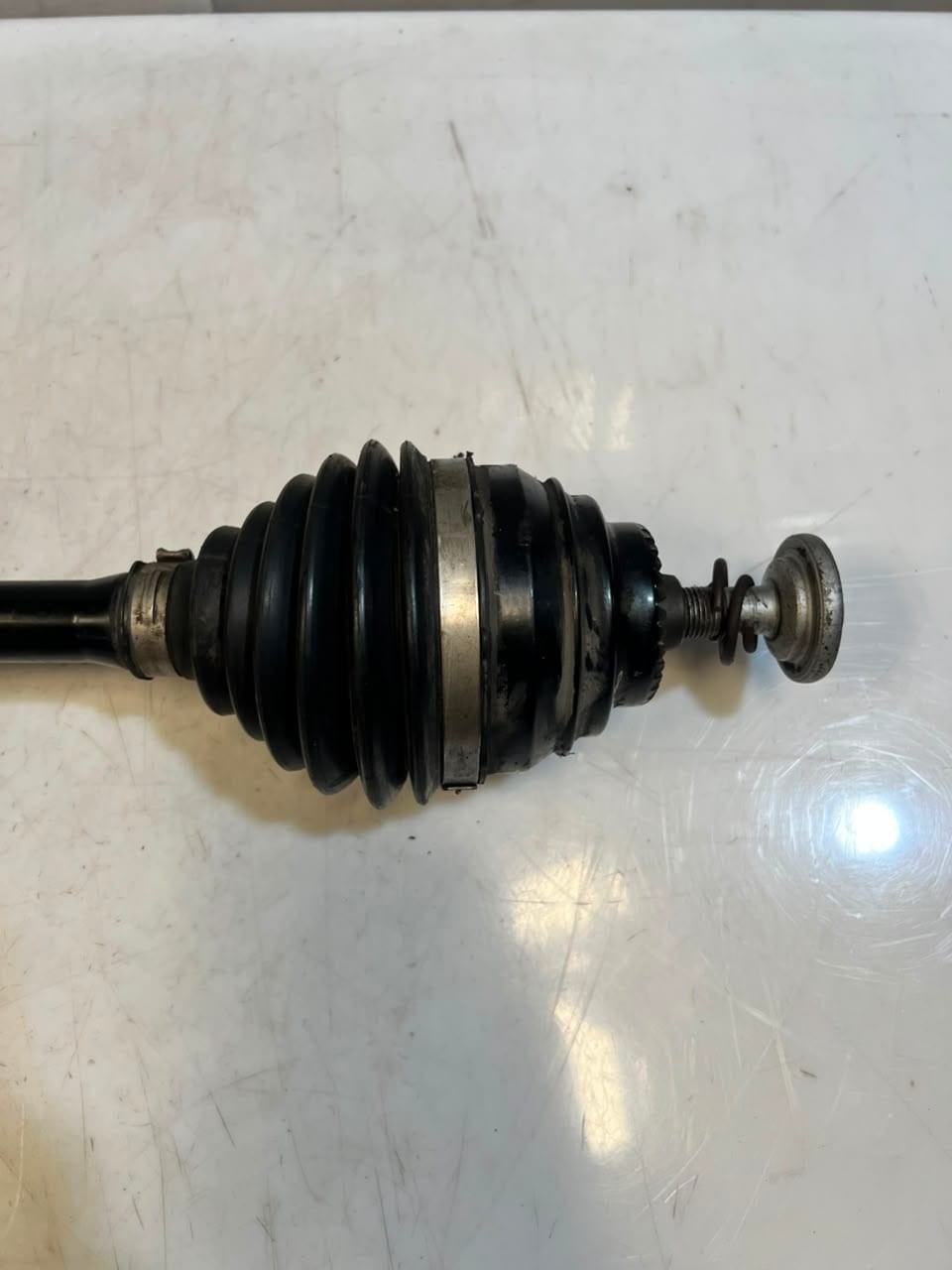 2016-2020 BMW X1 X2 F40 F44 F45 F46 F48 F39 Front Left Axle Shaft 8643375 OEM