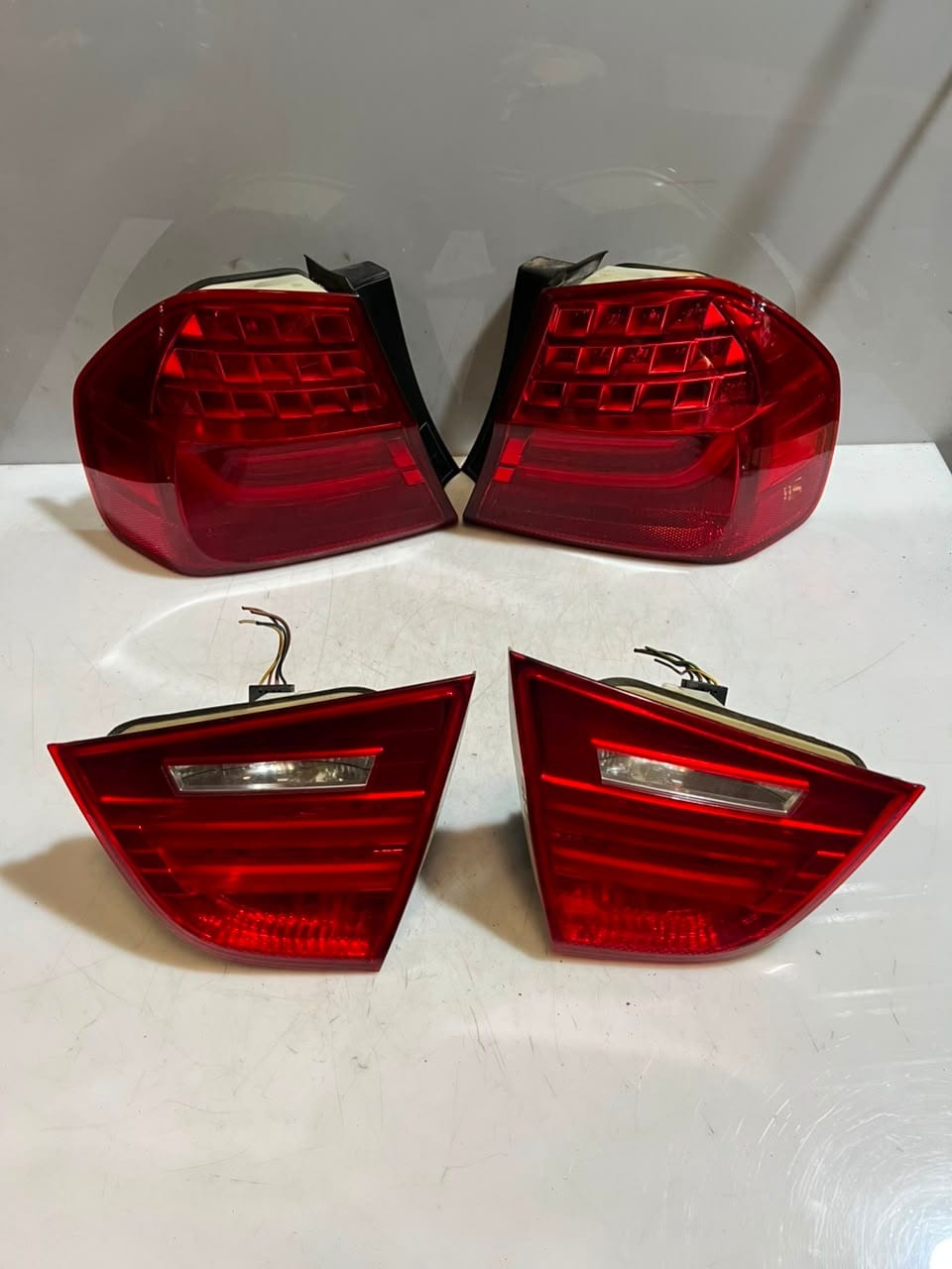 2008-2011 BMW 3 Series E90 and E91 328i REAR Tail Light SET LED 7154156 7154155