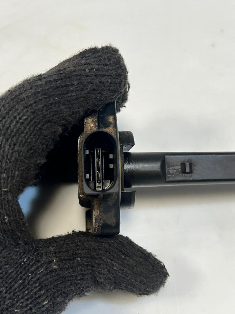 1999-2000 BMW 328i 3 Series E46 Engine sump pan Oil Level Sensor 1433596 OEM