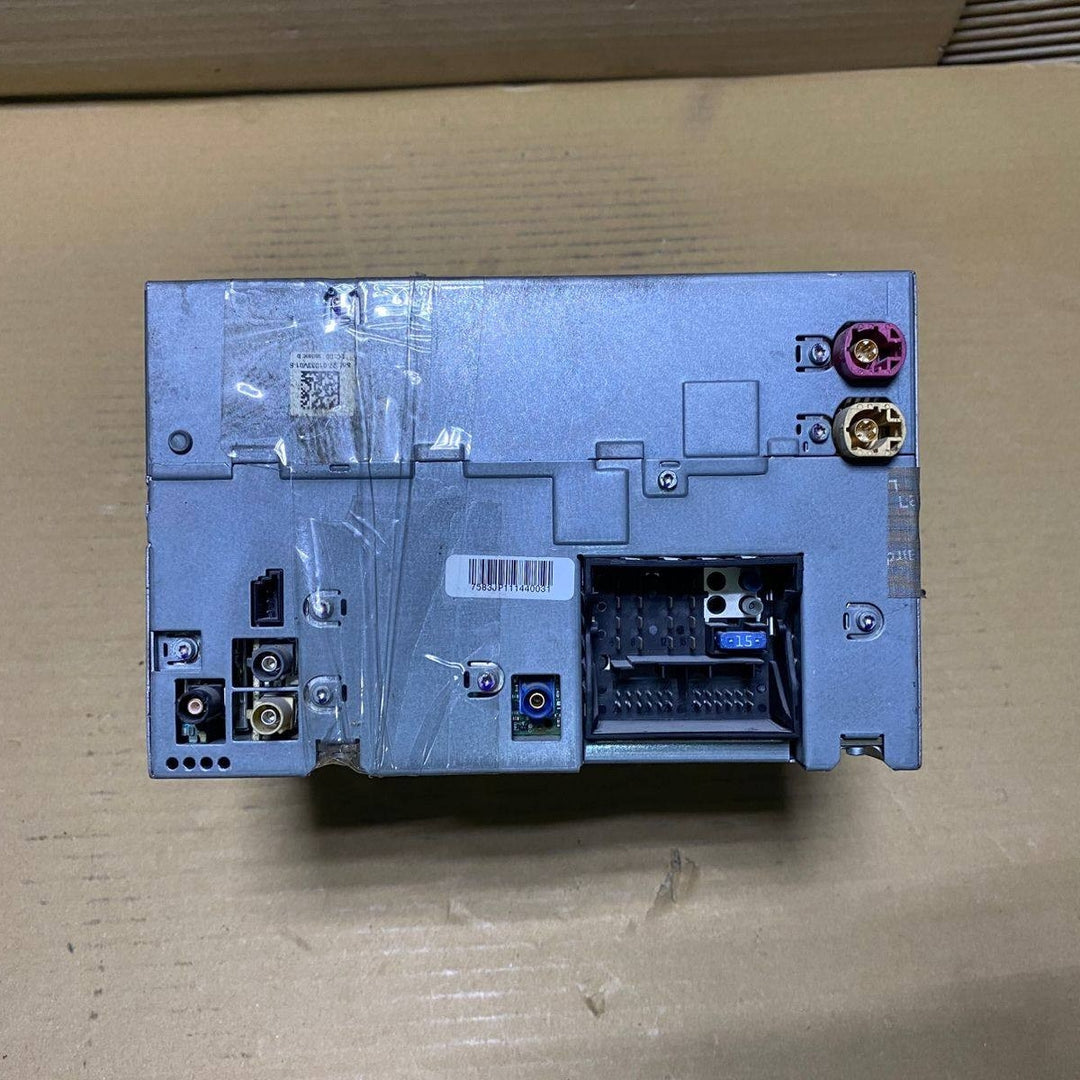 2010-2015 BMW X1 Cic Navigation Head Unit 9244121 E82 E84 E88 E90 E91 E92