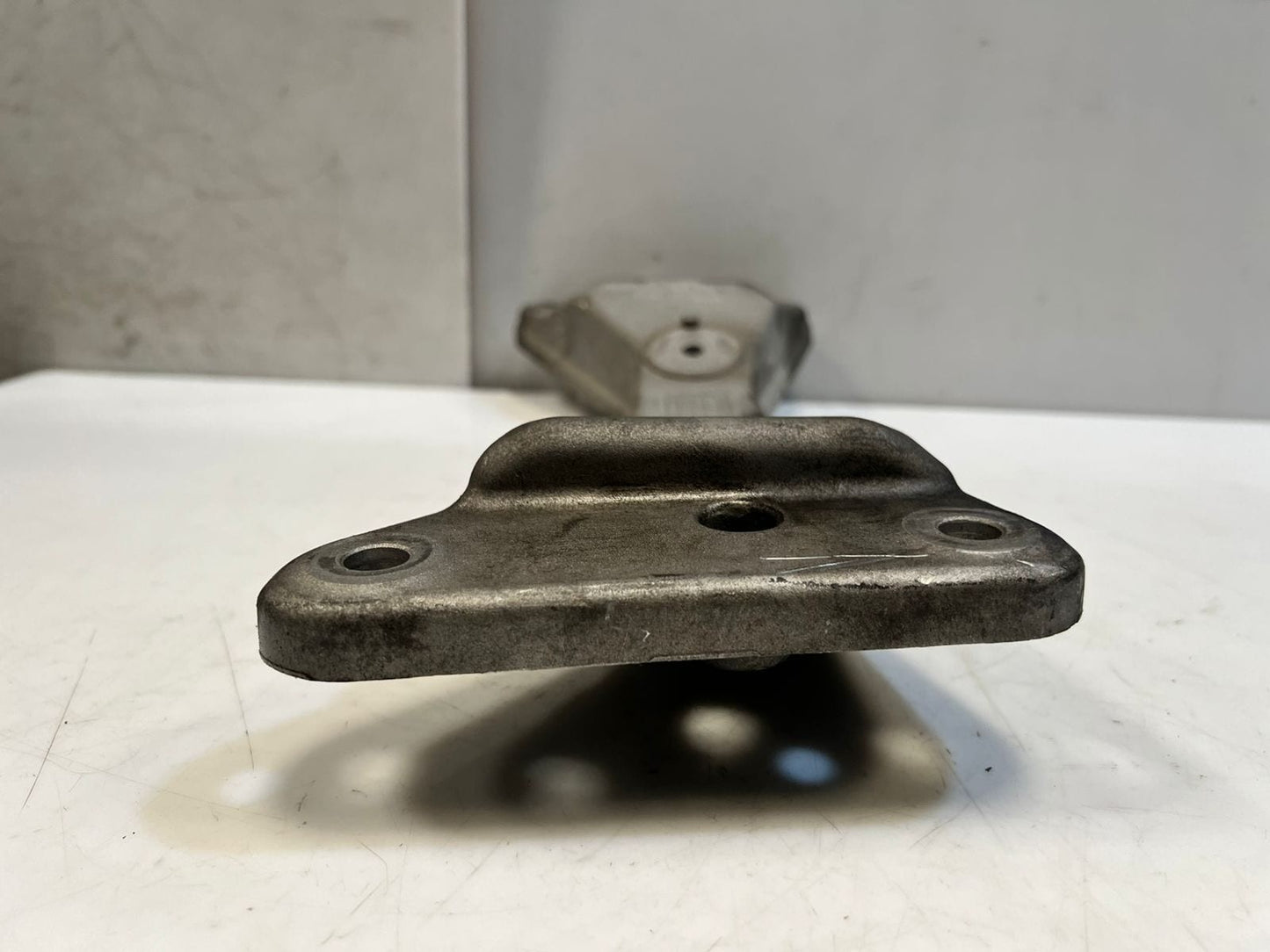 BMW F20 F21 F30 F31 F35 Gearbox Mounting Bracket 6796605 OEM