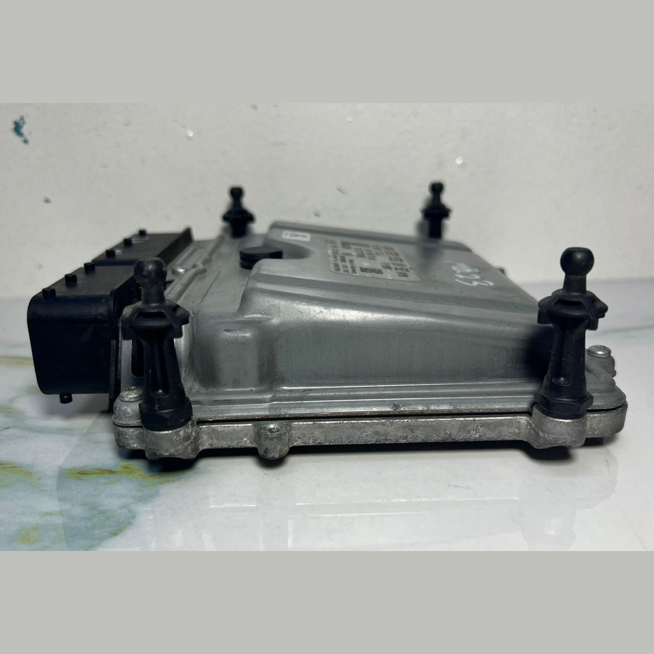 2006-2009 Mercedes-Benz CLK350 Engine Control Unit A2721531092