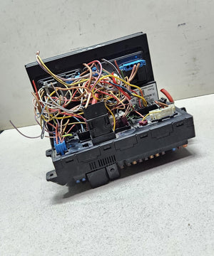 2003-2009 Mercedes-Benz E320 Front Sam Control Unit Fuse Box Module 2115457701