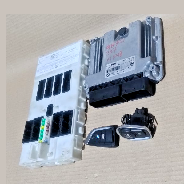 BMW X1 F48  B47 ENGINE CONTROL UNIT ECU SET WITH KEY - 8470176