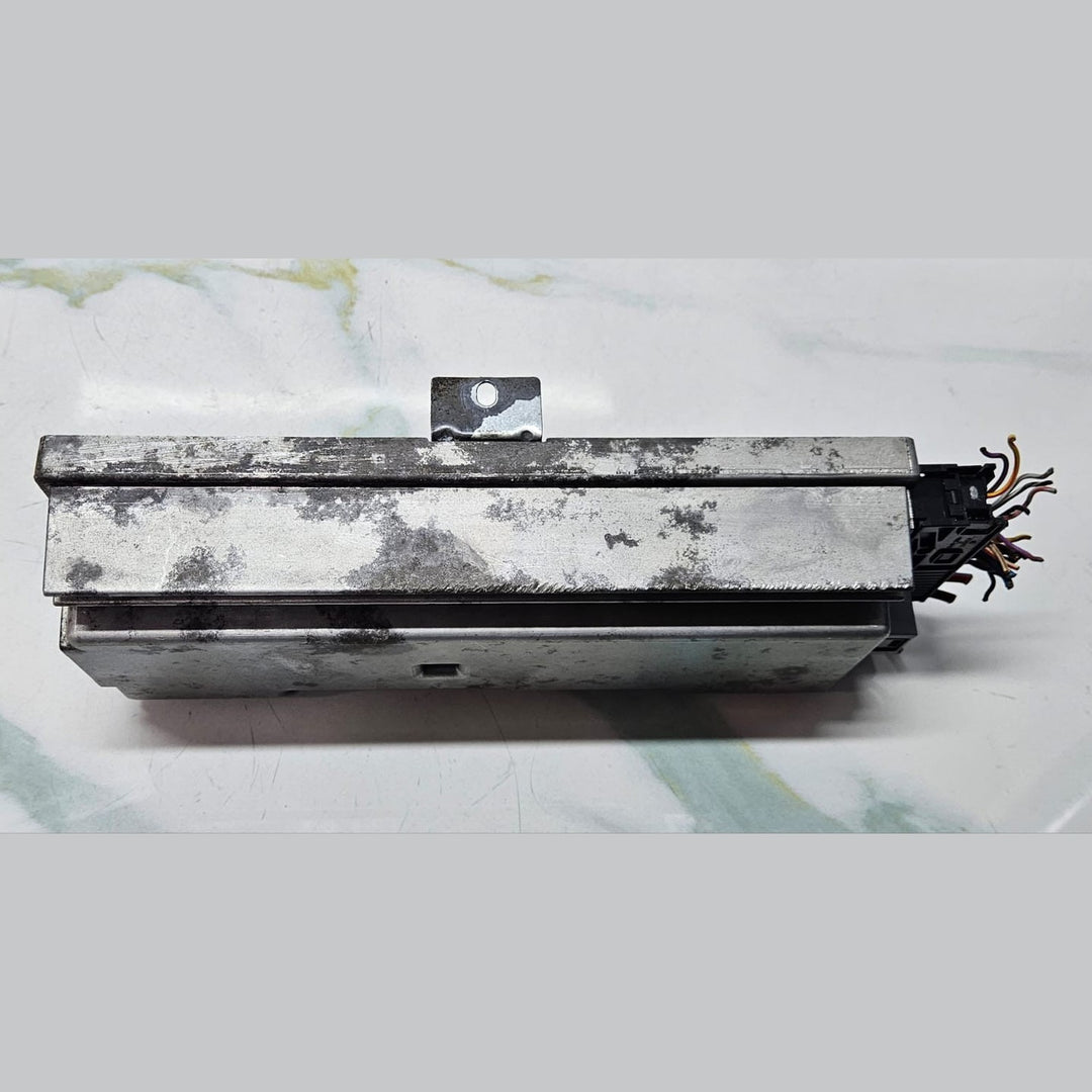 2009-15 BMW F01 F02 740i 750i models Top HIFI Audio Amplifier 9283656 OEM
