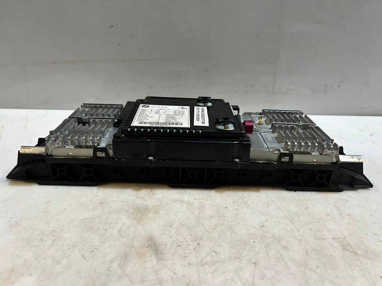 2011-2013 BMW 5 Series F10 and F11 528i Central Information Display 9243897
