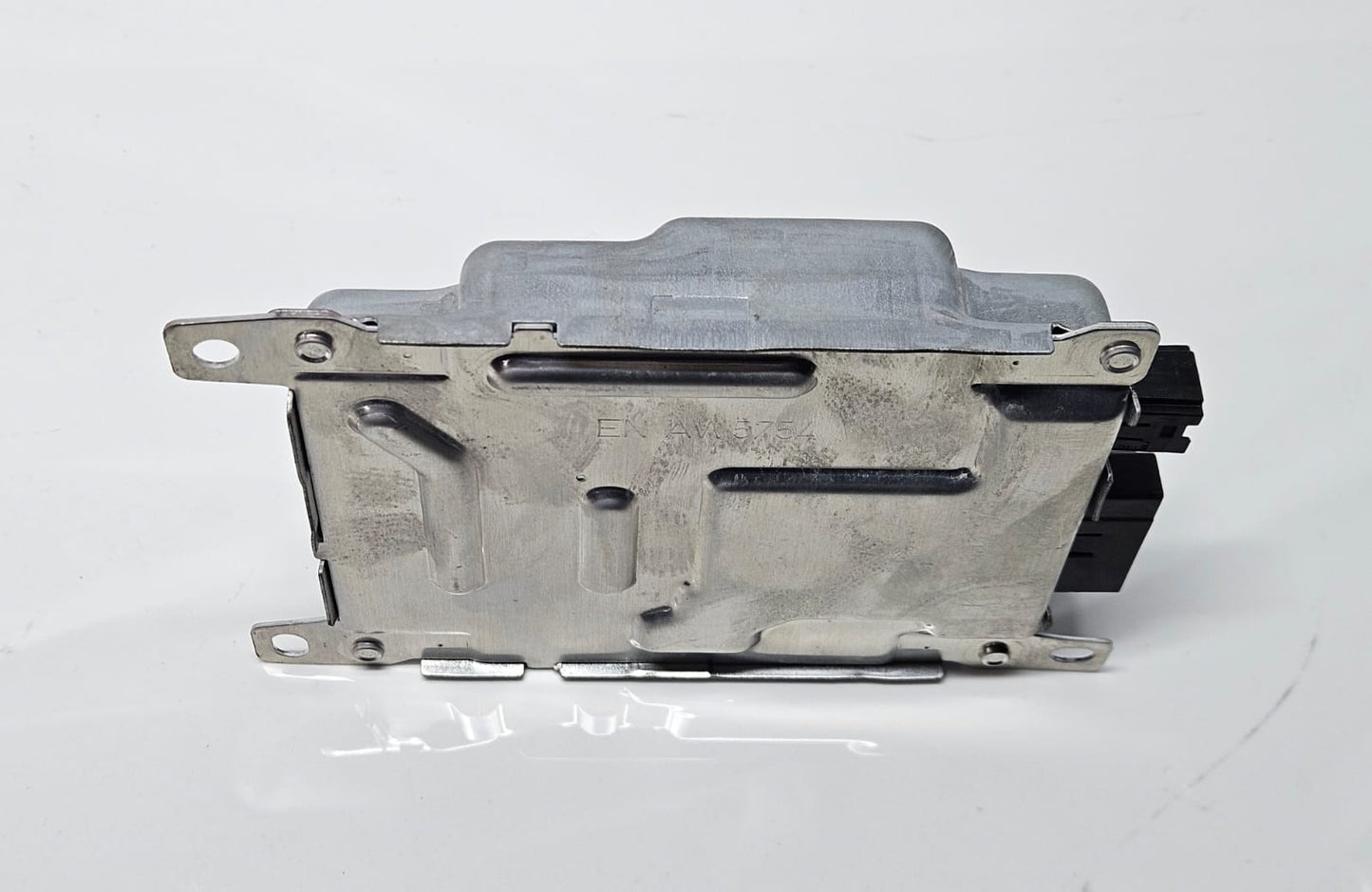 8779580-BMW G11 G12 G30 Battery Charging Module OEM