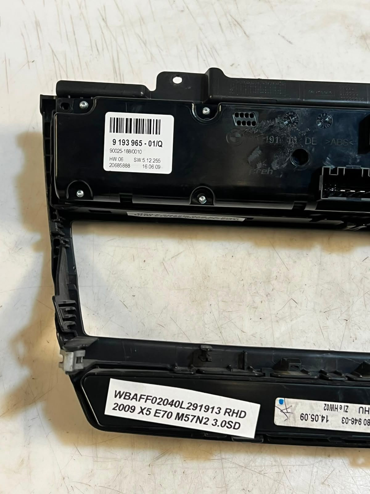 2007-2013 BMW X5 E70 and X6 E71 Air Conditioning Climate Control Unit 9193965 