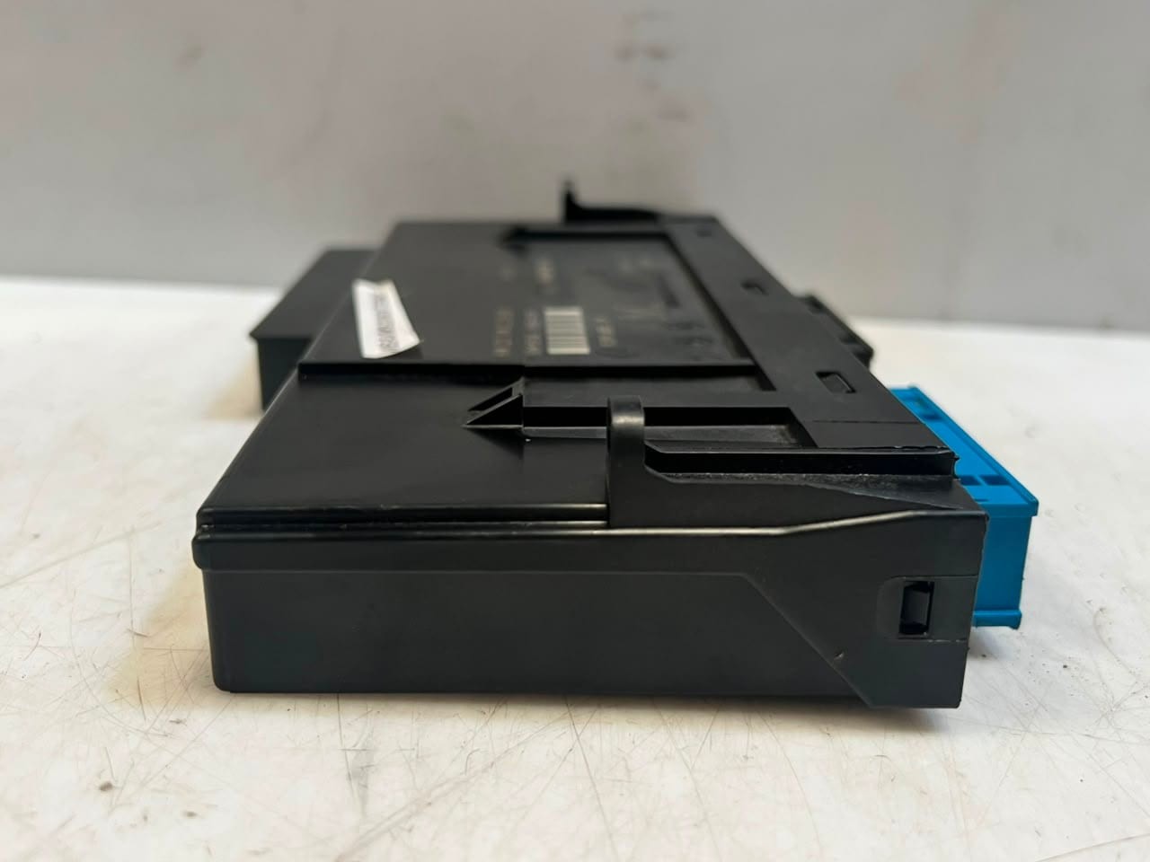2010-2014 BMW X1 E84 Body Control Module BCM 9305739 OEM