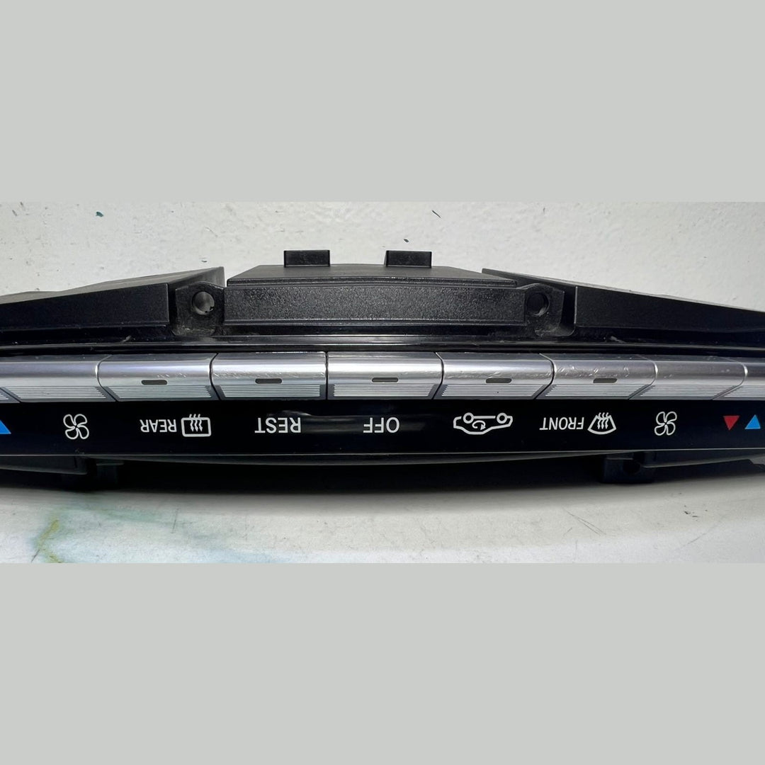 Mercedes Climate Control Panel A2218704958 S-Class W221 and W216
