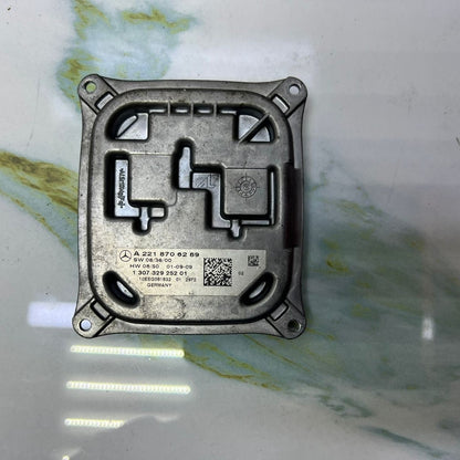 Mercedes-Benz Headlight Control Unit A 221 870 62 89