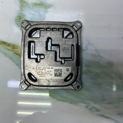 Mercedes-Benz Headlight Control Unit A 221 870 62 89
