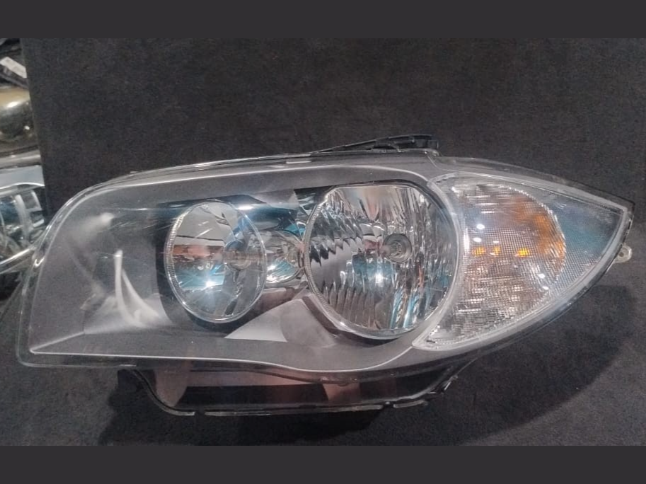 BMW 1 SERIES E81 E82 E87 E88  LEFT SIDE  HEADLIGHT LAMP  -7249651