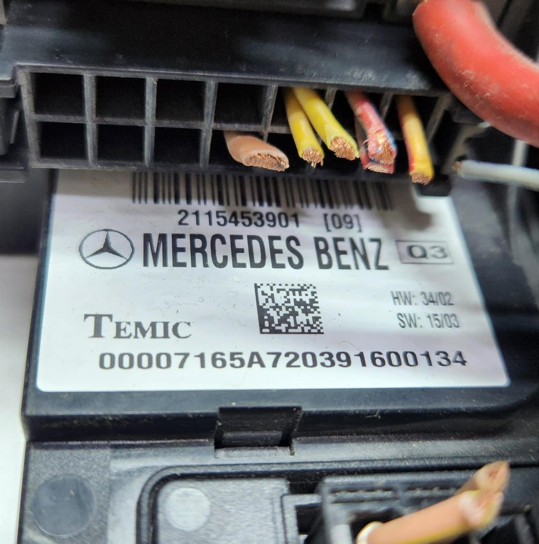 2002-2009 Mercedes-Benz E320 Front SAM Control Module 2115453901 E-Class W211 