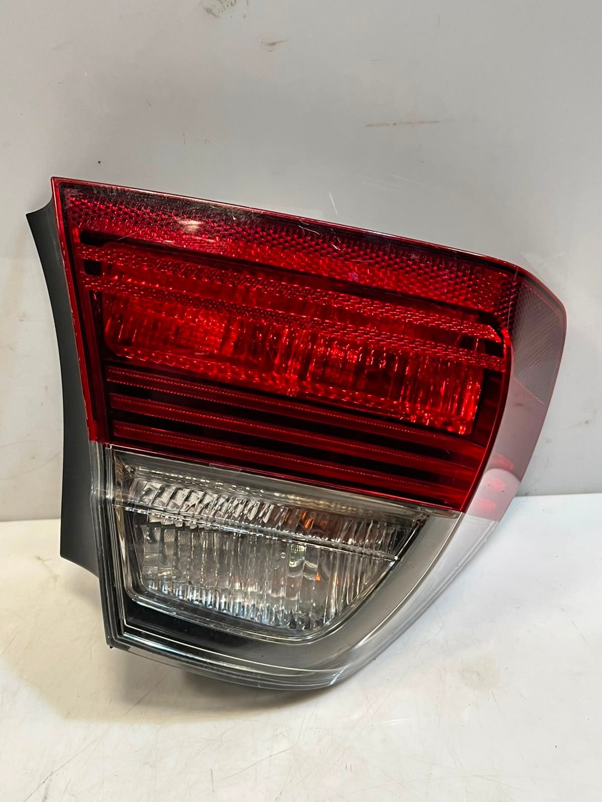 BMW  3 Series E90 TYC TAIL Light Rear Left RIGHT BACKLIGHT 0406879 0406880 OEM