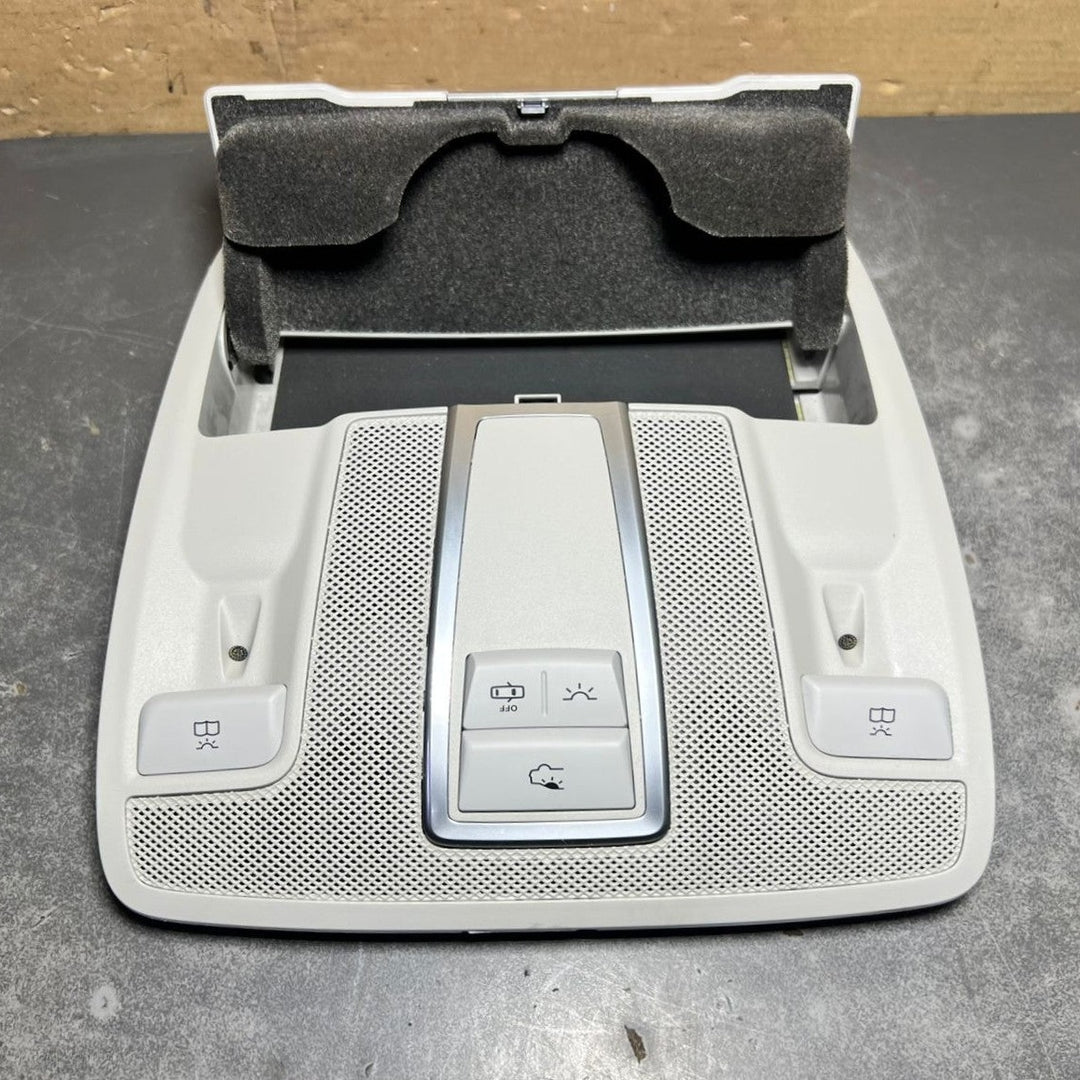 13–16 Mercedes-Benz W166 W292 GLE ML Interior Roof Light Dome Lamp A166 9004015