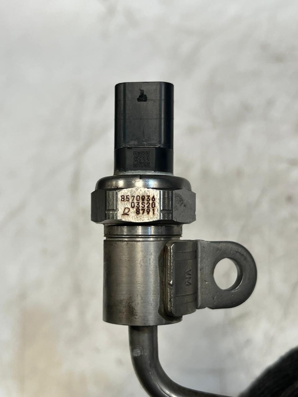 BMW 3 4 Series G20 G21 F36 Gran Coupe Exhaust Gas Pressure Sensor 8570936 OEM