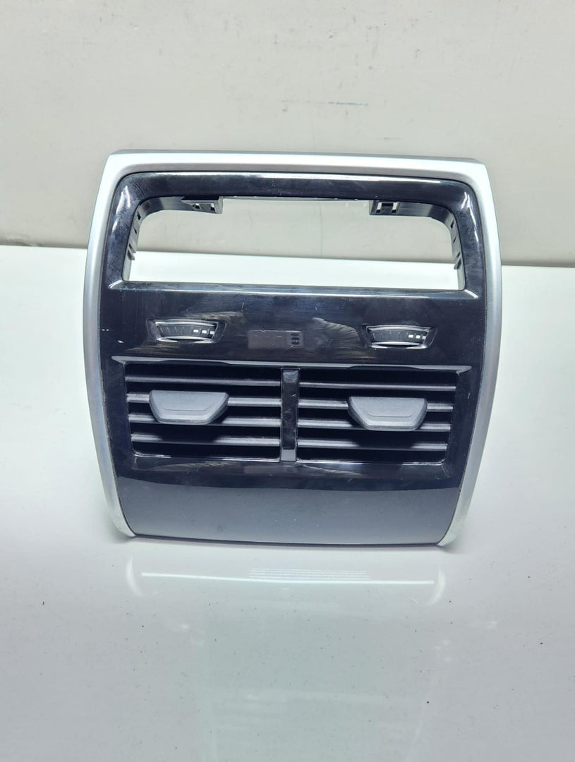 2019-2026 BMW X5 Rear Center Console Air Vent Grille 9399966 G05 X6 G06 G07 OEM
