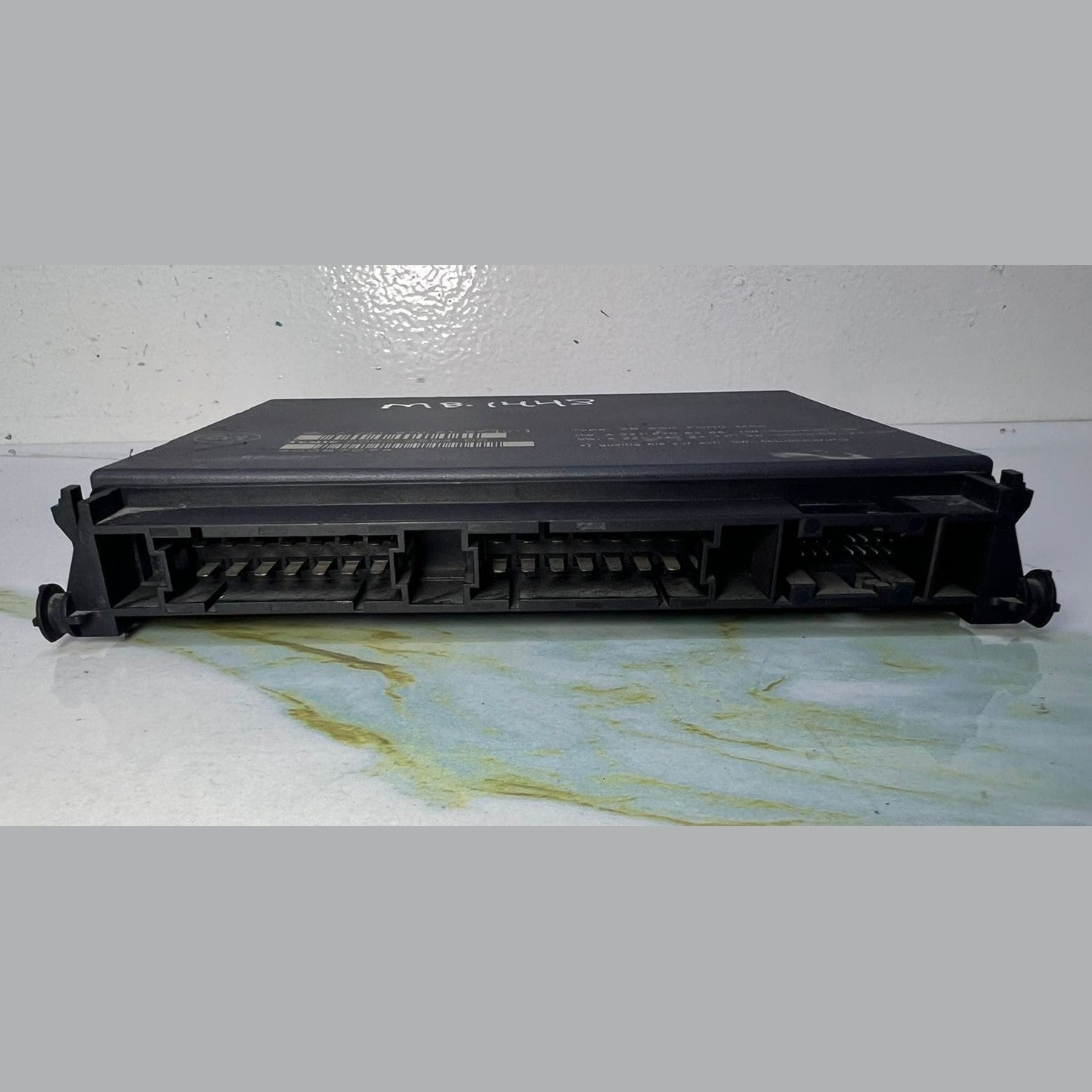 2007-2009 Mercedes-Benz S600 Rear Seat Control Unit A2218706187 S-Class W221