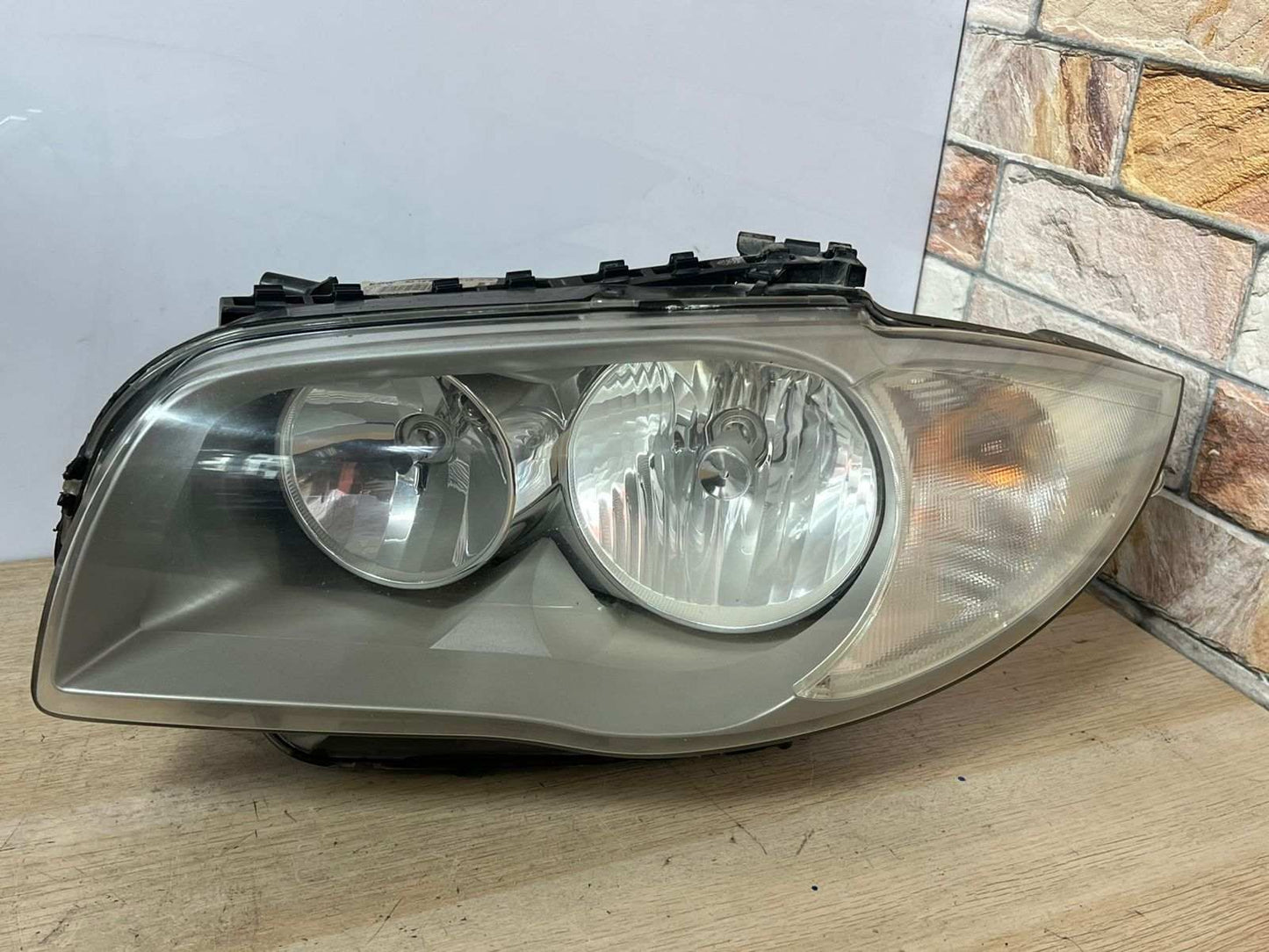 BMW Headlight 6924487 1 Series E81 E87 left side Halogen, without xenon