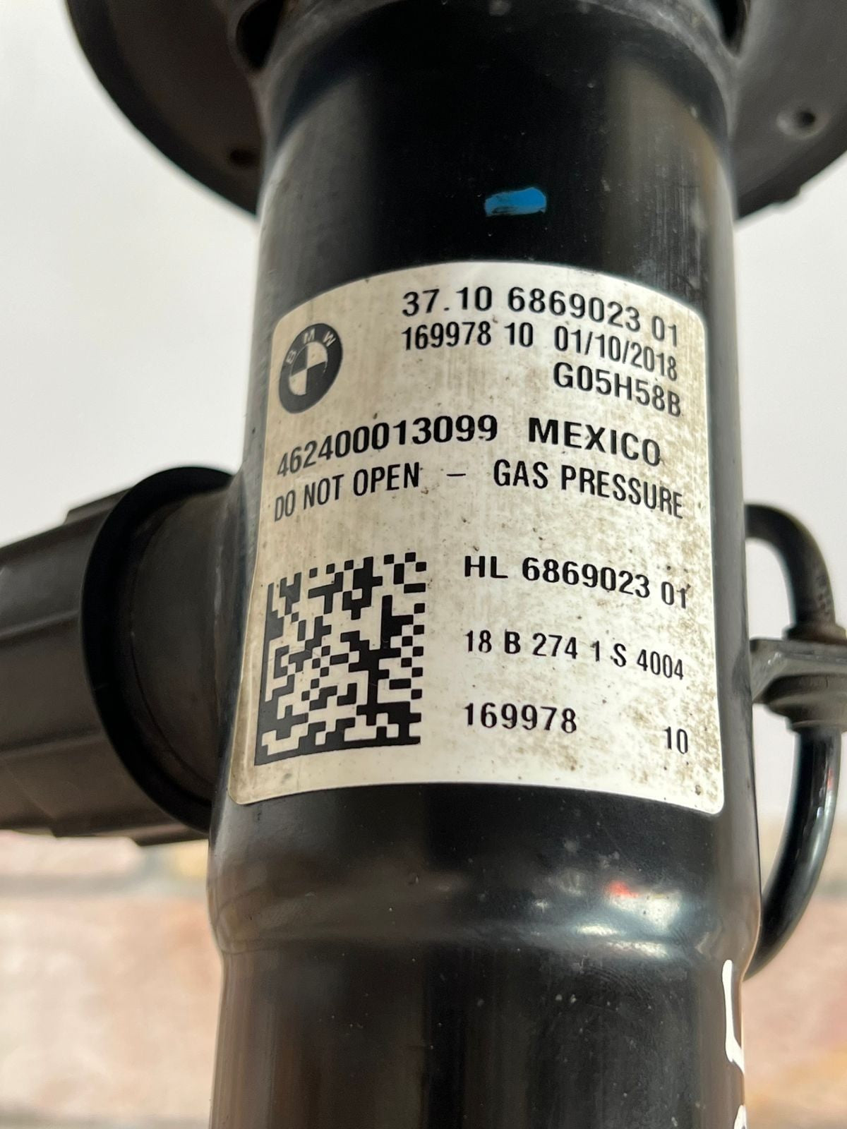 2019-2023 BMW X5 Shock Absorber 6869023 rear left G05 X5 VDC 