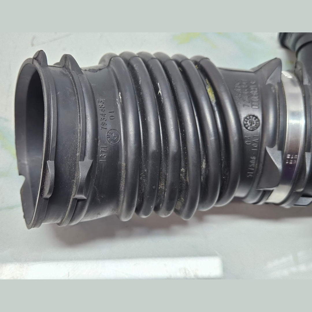 2021 BMW M850i xDrive G11 G12 LCI Left Air Intake Hose Pipe 7934485 OEM