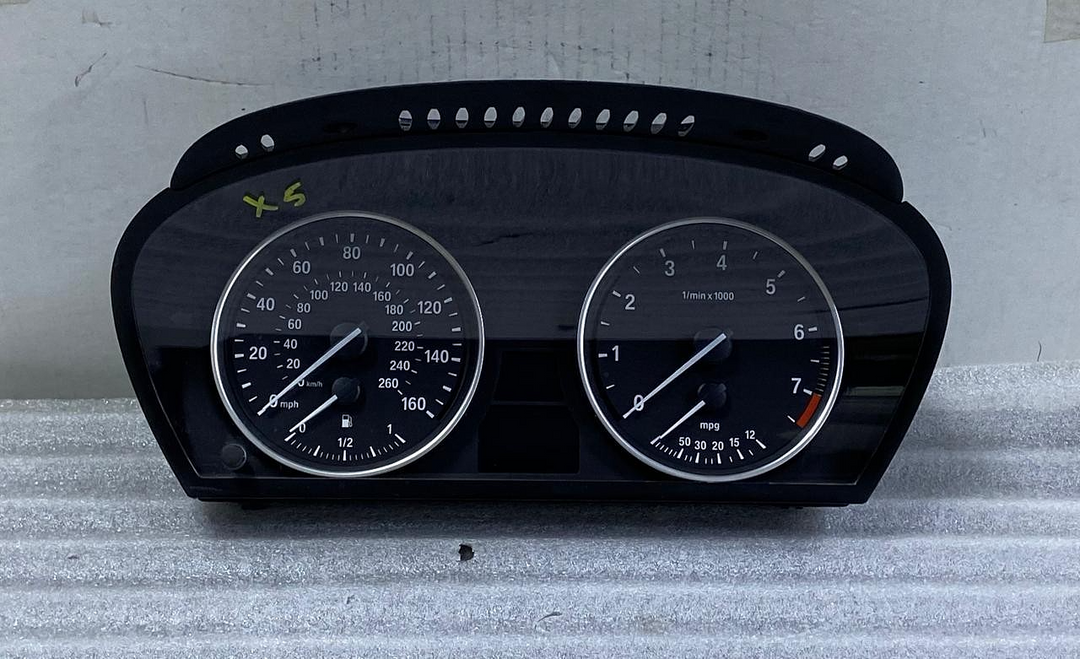 OEM BMW X5 E70 Instrument Cluster Gauge Speedometer 9236812 VDO