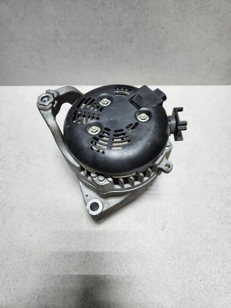 2014-2016 BMW 520i Alternator 7605478 F10 F11 F20 E84 320i 520i 528i series