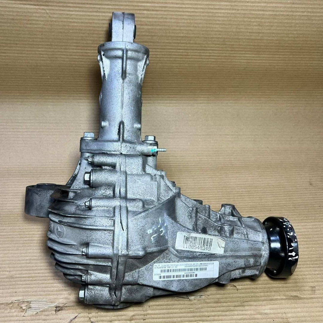 2004-2011 Mercedes-Benz ML350 Front Differential A1643302102/ Ratio 3.45