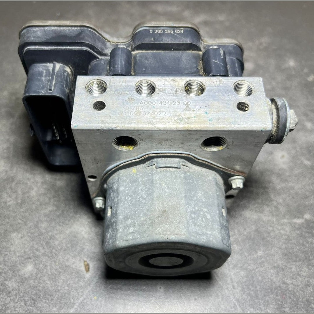 Mercedes W246 CLA GLA B-Class ABS Anti Lock Brake Pump Module A000 4312300 OEM
