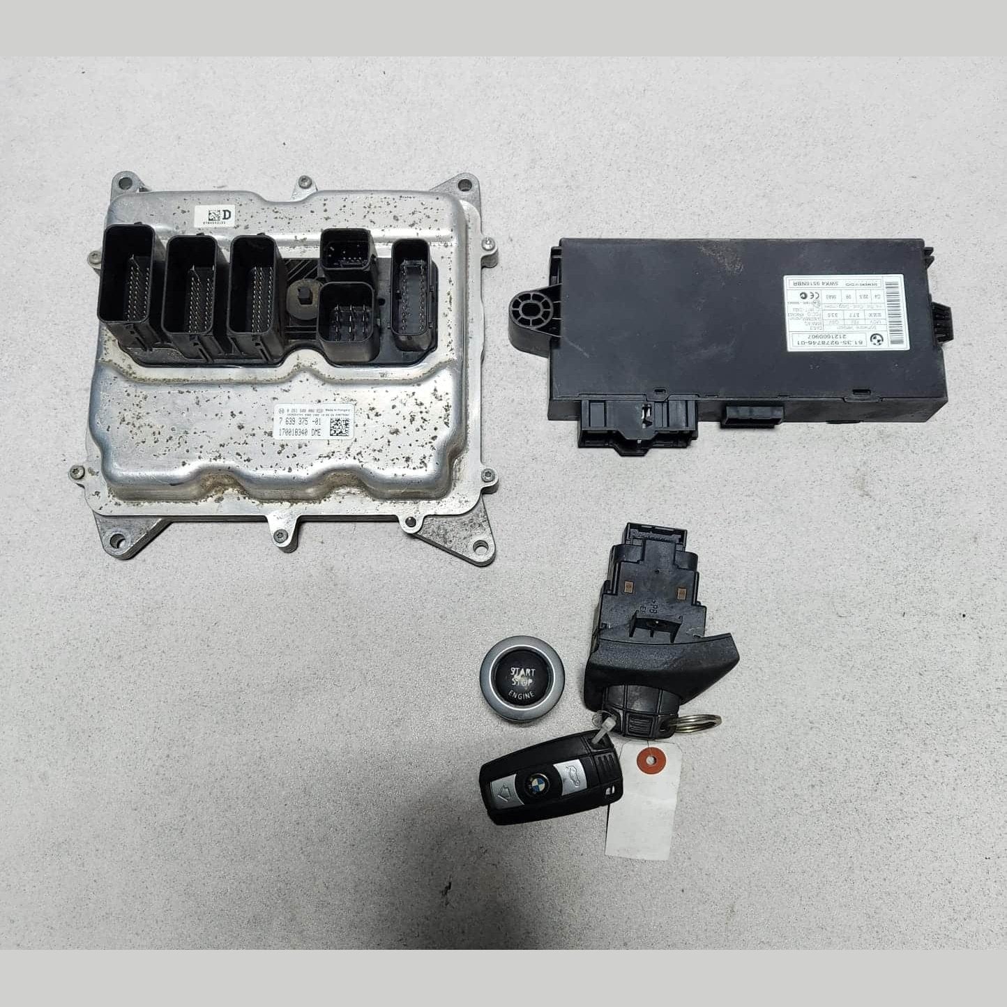 2010-2015 BMW X1 Engine Control Unit ECU Set 7639375 X1 E84 2009-2015 N20 