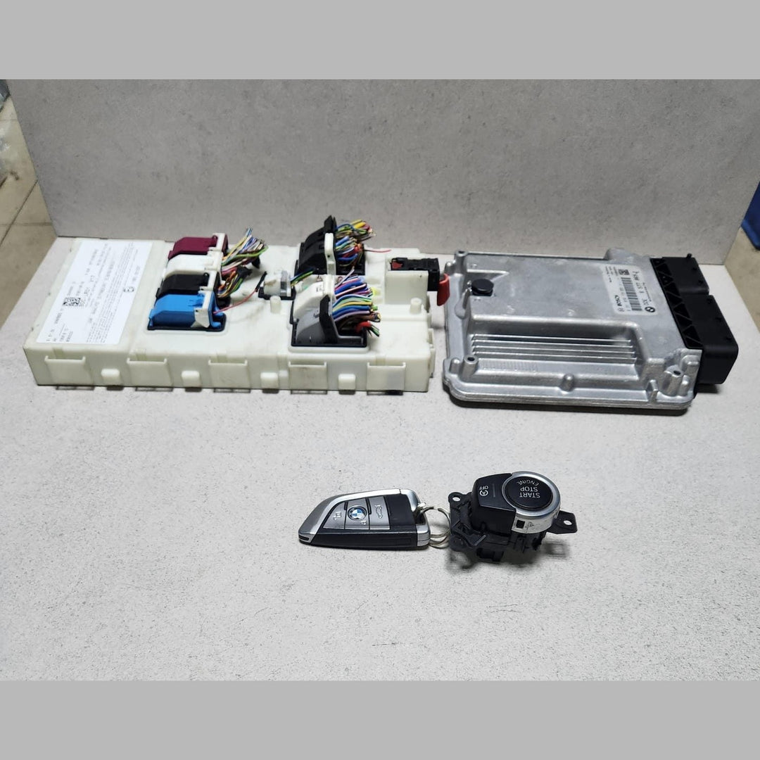 2013-2018 BMW X5 F15 3.0 DIESEL Engine Control Unit DDE 8577869 ECU SET